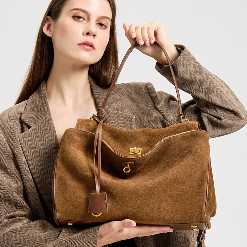 Bolsa Tote Ramona em Camurça