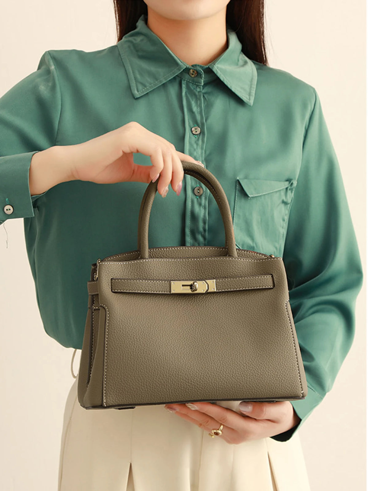 Bolsa Tote Firenze com Fecho