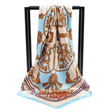 Lenço de Cetim Estampa Barroca Azul 90x90 – Bandana Feminina Correntes e Borlas