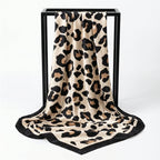 Lenço de Cetim Estampa Onça 90x90 – Bandana Feminina Animal Print
